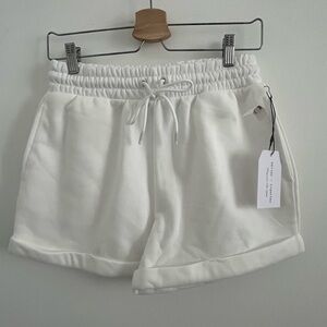 New Better Together NWT White Shorts Women’s Medium Casual Gym Loungewear